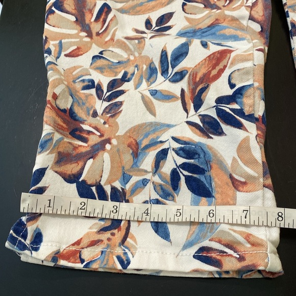 Gloria Vanderbilt Amanda Capri, Size 12 - Picture 11 of 11